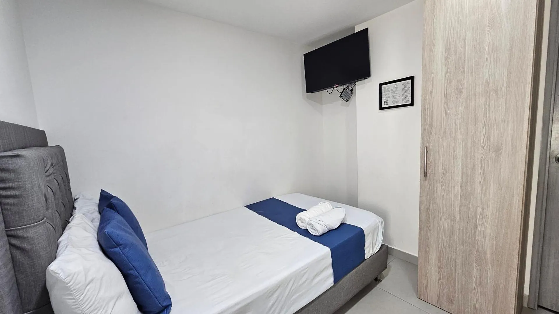 Andaliving Campo Valdes Hospedaje Medellin