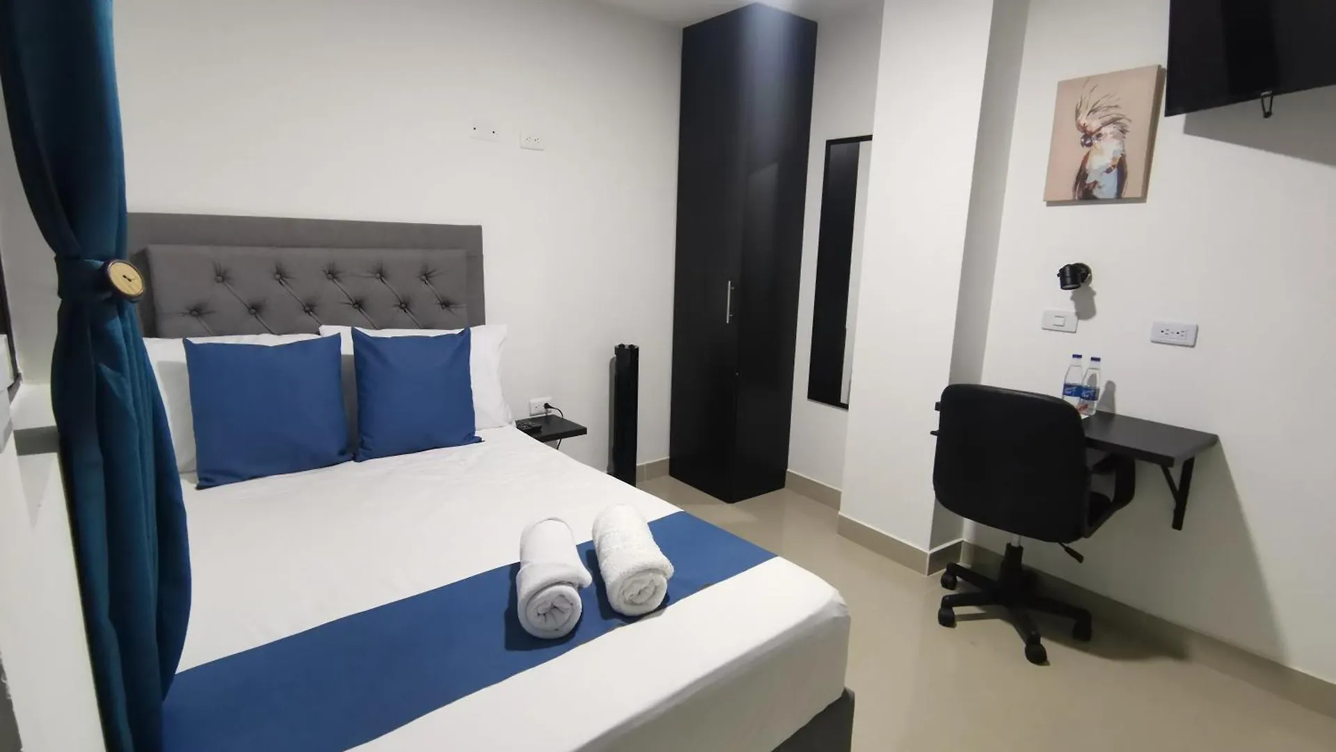 Andaliving Campo Valdes Hospedaje Medellin