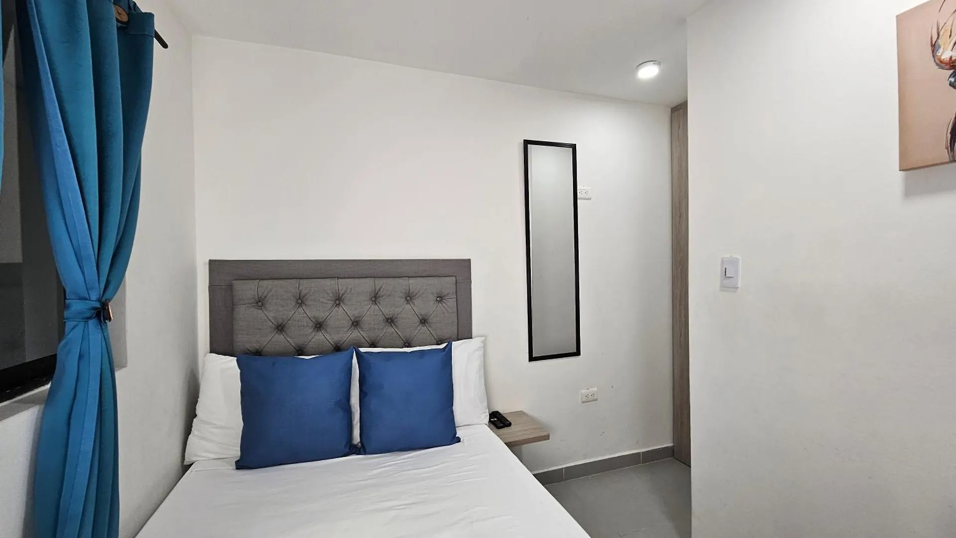 Andaliving Campo Valdes Hospedaje Medellin