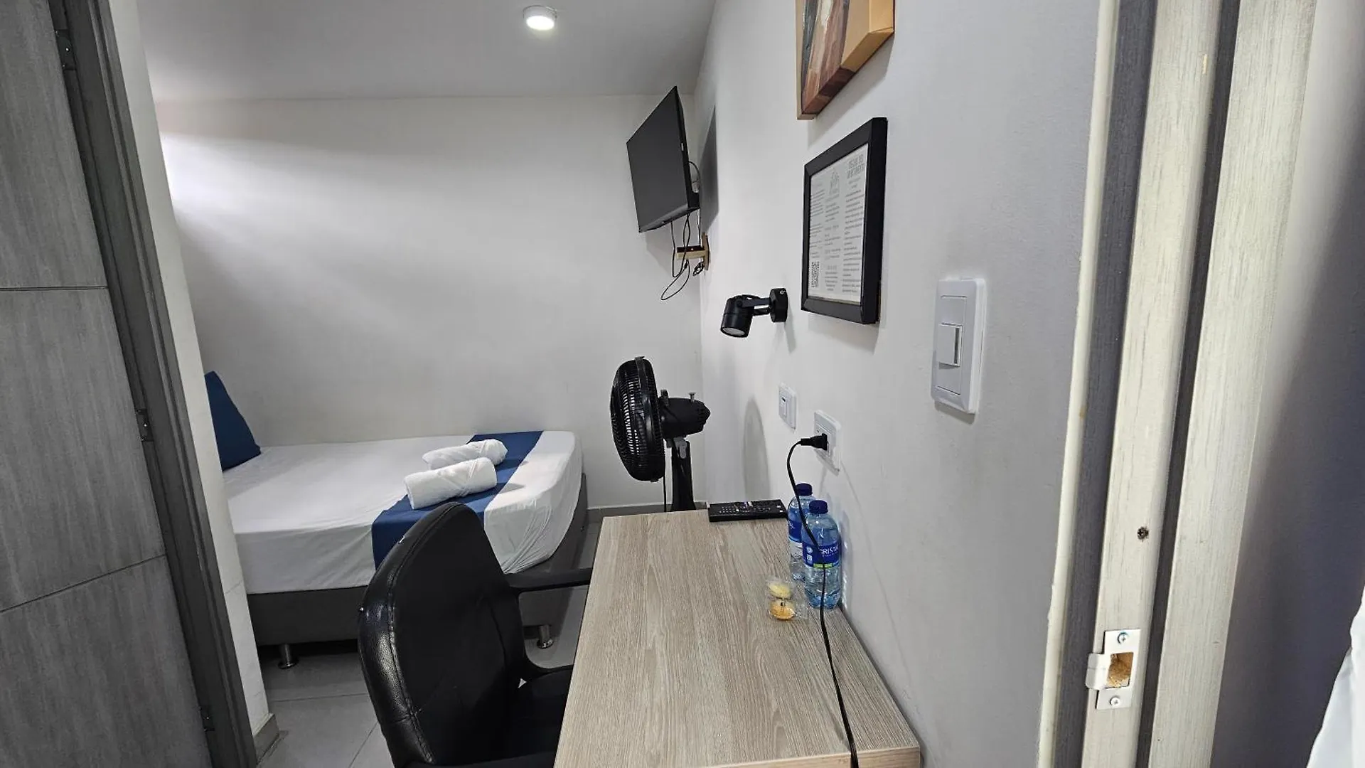 Andaliving Campo Valdes Hospedaje Medellin